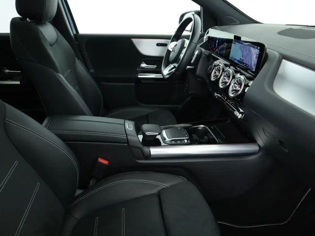 Mercedes-Benz B 200 AMG Line