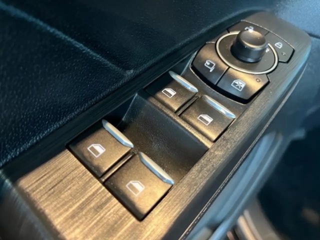 Ford Kuga AWD Hybrid Titanium