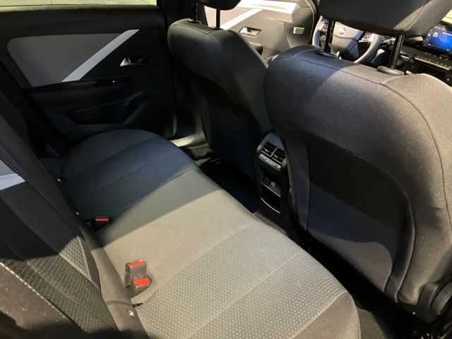 Opel Astra 1.2 Turbo