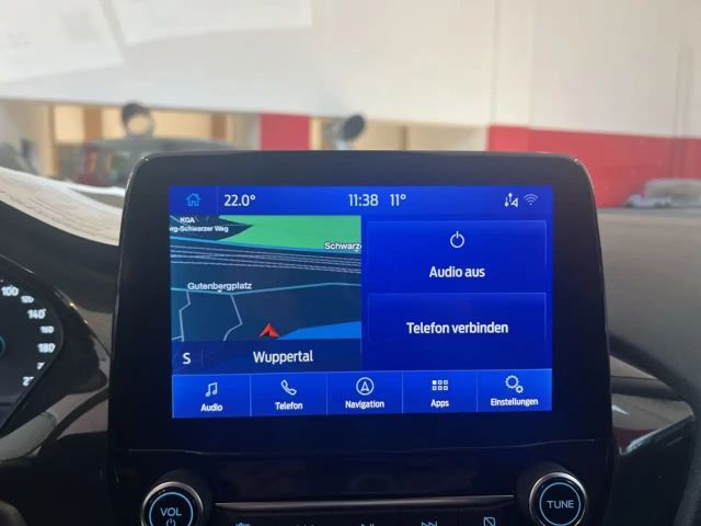 Ford Puma EcoBoost Titanium