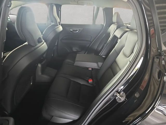 Volvo V60 AWD Dark Hybrid Plus T6