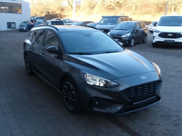 Ford Focus ST Line Wagon