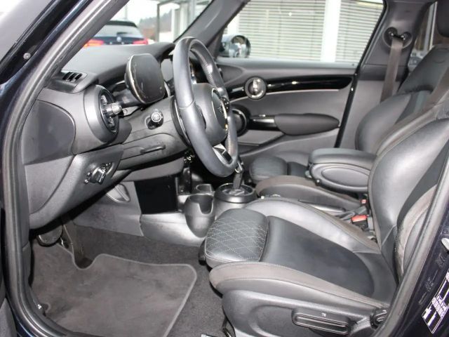 MINI Cooper S 5-deurs