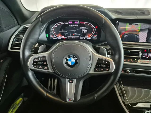 BMW X5 M-Sport M50i