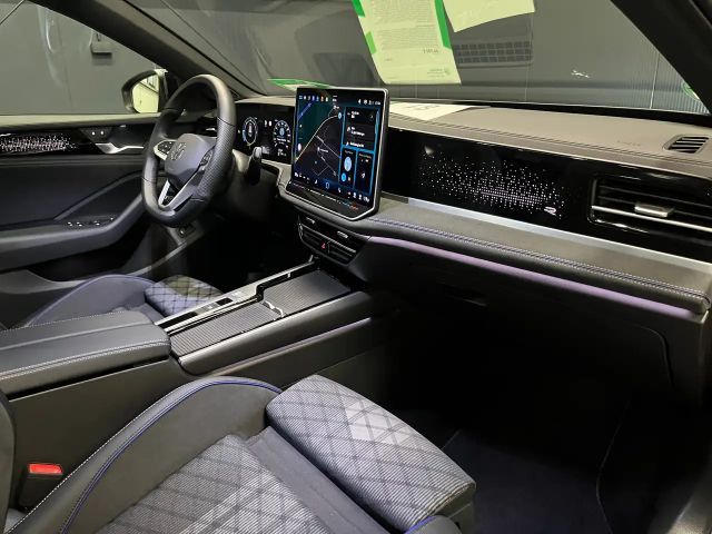 Volkswagen Passat R-Line Style Variant