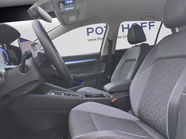 Volkswagen Golf 1.5 eTSI DSG