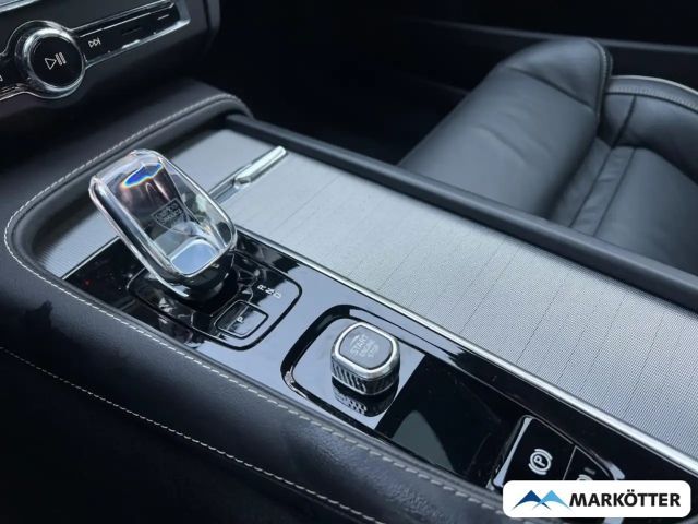 Volvo V90 AWD Dark Ultimate