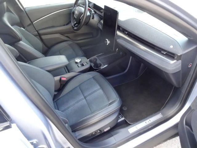 Ford Mustang Mach-E AWD GT