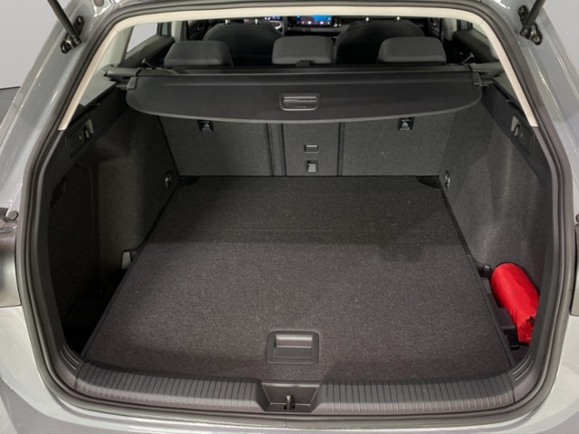 Volkswagen Golf 1.5 eTSI DSG Golf VIII Variant