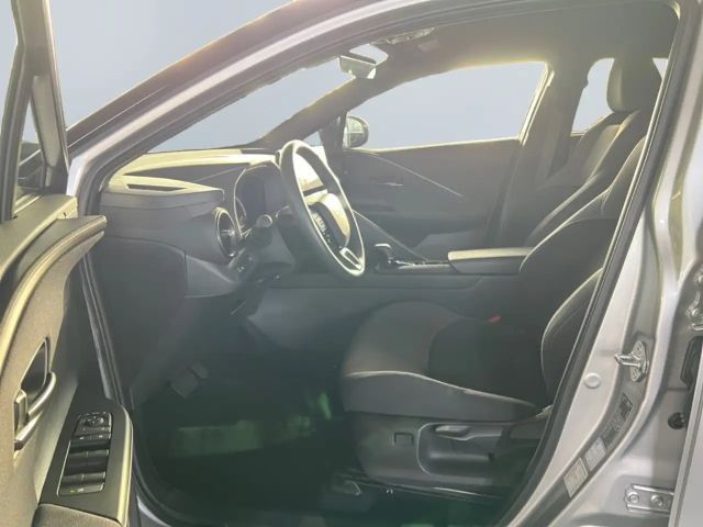 Toyota C-HR Hybride Team D