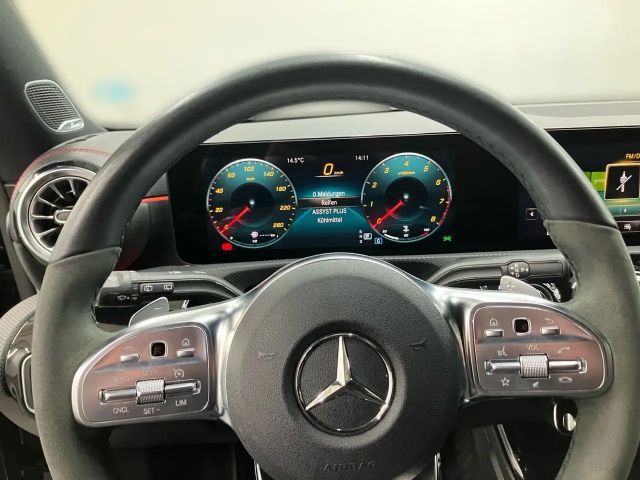Mercedes-Benz CLA 250 4MATIC AMG Line