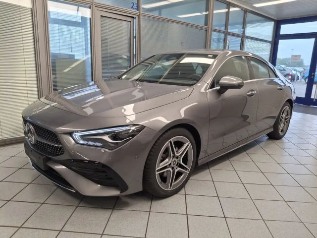 Mercedes-Benz CLA 180 AMG Line Coupé