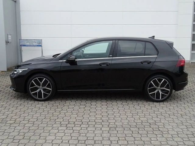 Volkswagen Golf 1.5 eTSI DSG