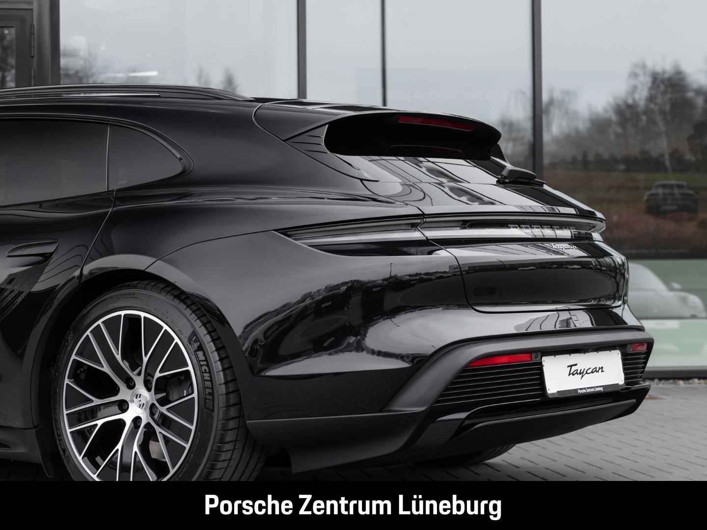 Porsche Taycan Sport Turismo