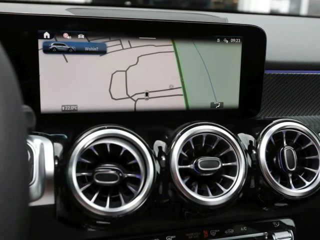 Mercedes-Benz GLB 200 AMG Line