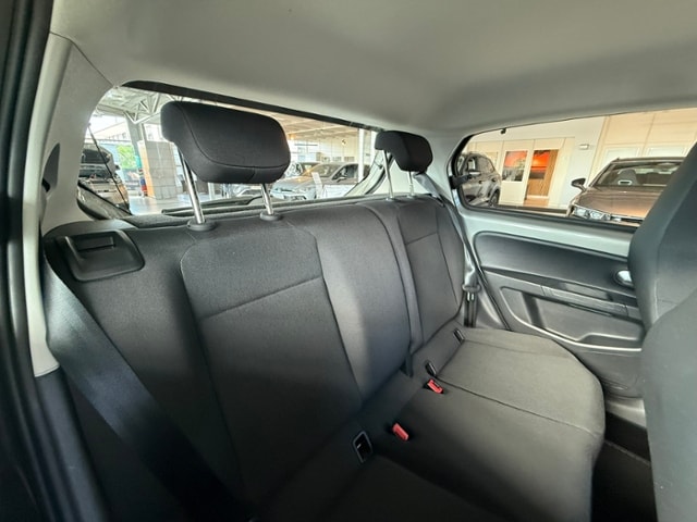 Volkswagen up! 1,0 KLIMA RADIO ZV