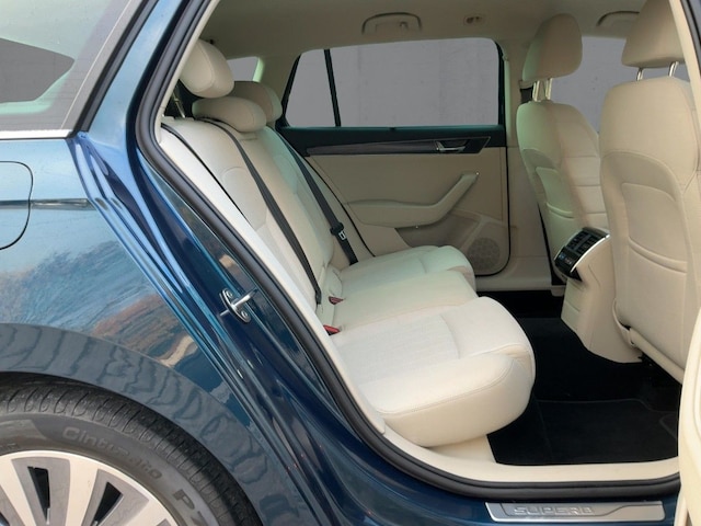 Skoda Superb 2.0 TDI Combi Style Style