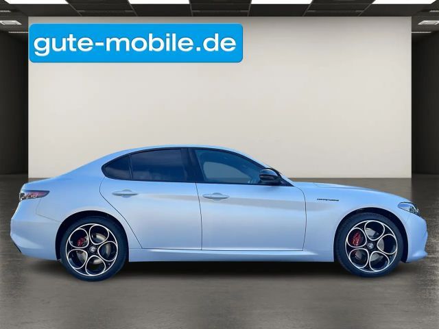 Alfa Romeo Giulia Q4