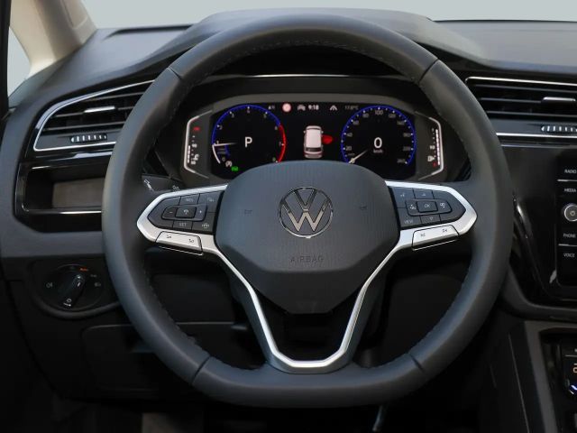 Volkswagen Touran DSG R-Line
