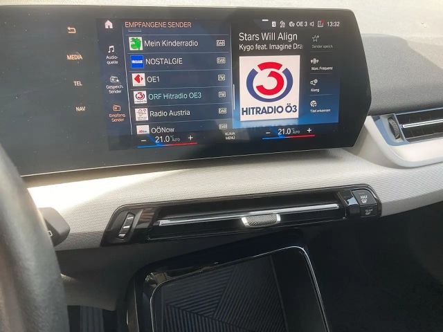 BMW 218 218d Active Tourer Sedan