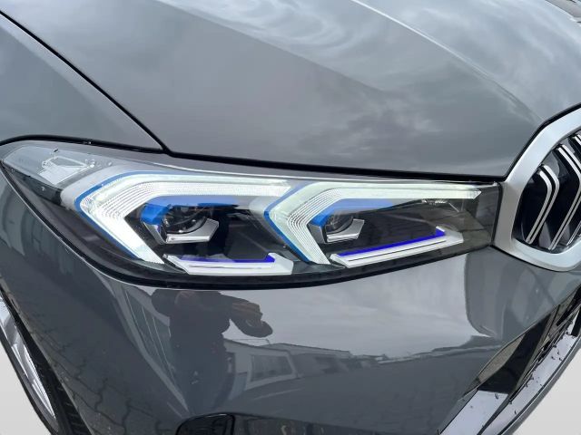 BMW 330 330d M-Sport Touring