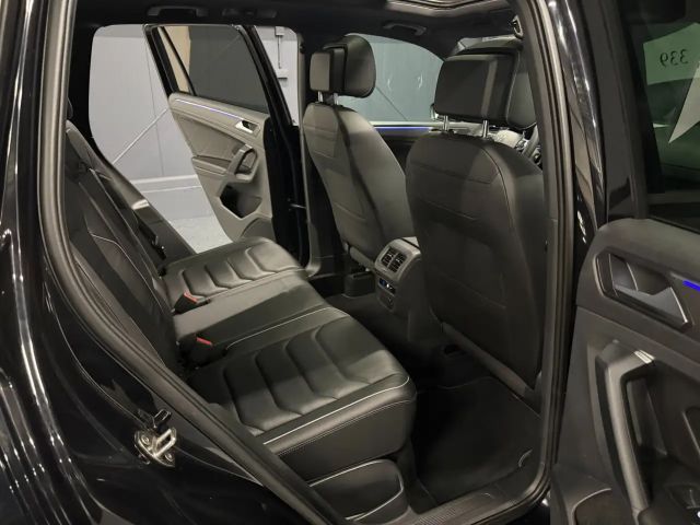 Volkswagen Tiguan 4Motion R-Line Style