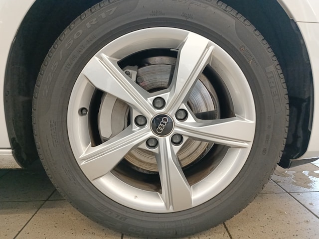 Audi A4 40 TDI Avant S-Tronic