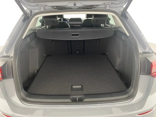 Volkswagen Golf Business DSG Variant