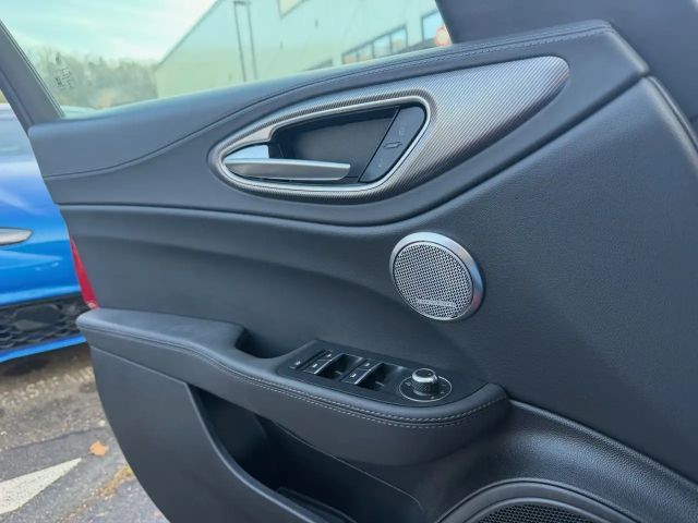 Alfa Romeo Giulia Q4