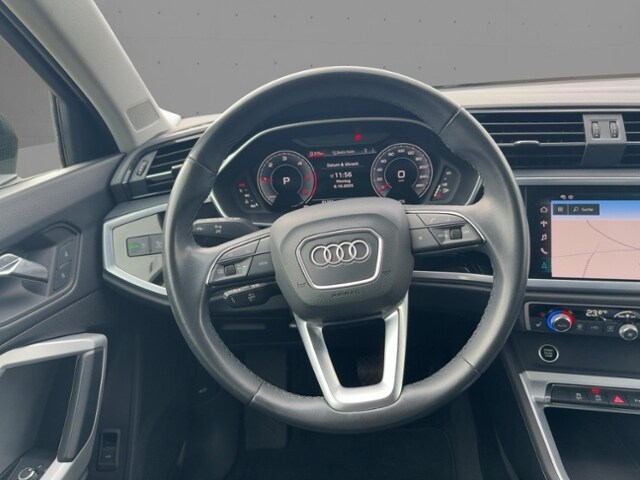 Audi Q3 35 TDI S-Tronic