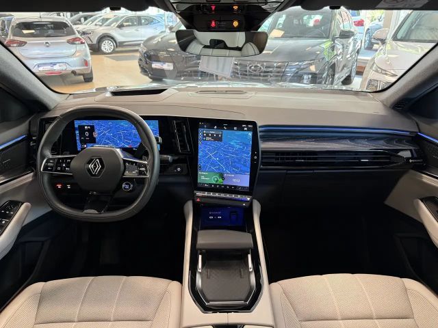 Renault Espace Hybrid Iconic