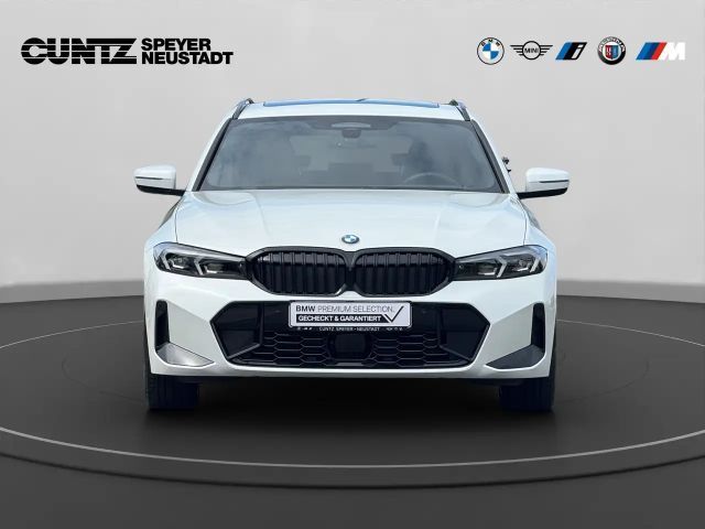 BMW 320 320d M-Sport Touring xDrive