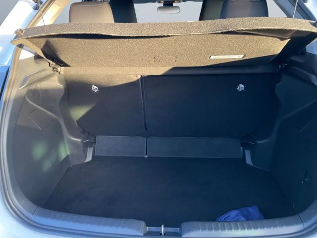 Toyota Yaris Hatchback Hybride Team D