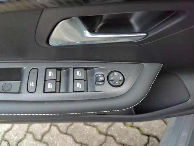 Peugeot E-208 Allure Pack