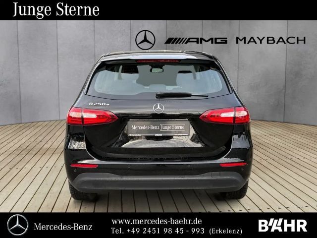 Mercedes-Benz B 250 B 250 e