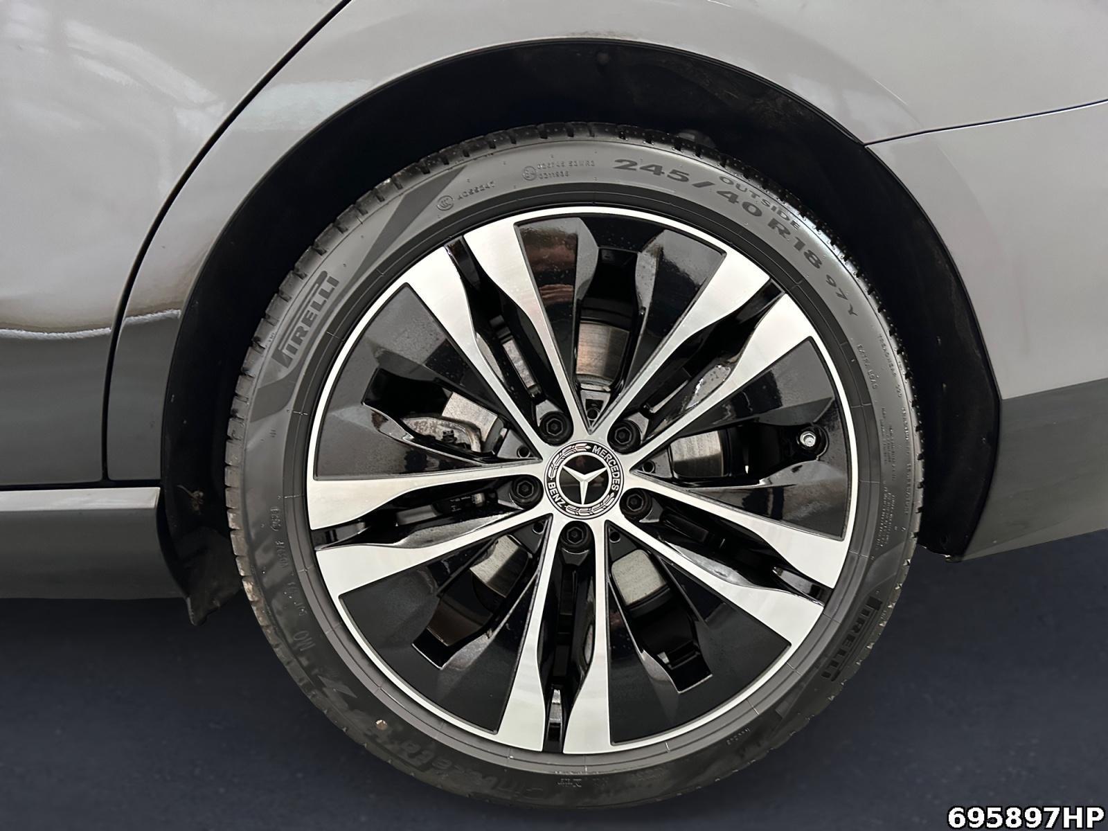 Mercedes-Benz C 200 AVANTGARDE Sedan