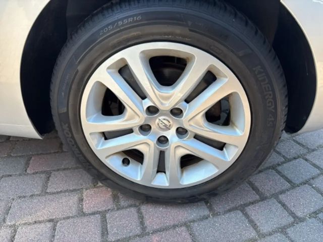 Opel Astra 1.2 Turbo Edition Turbo