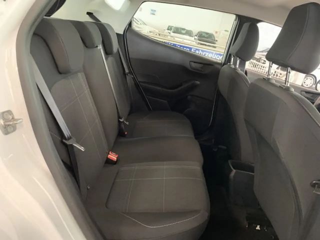 Ford Fiesta Cool & Connect