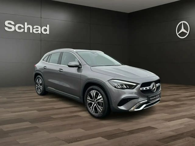 Mercedes-Benz GLA 220 4MATIC GLA 220 d