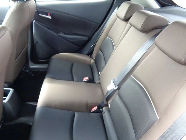 Mazda 2 Exclusive-line