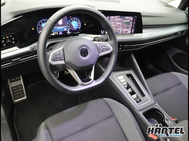 Volkswagen Golf 1.5 eTSI DSG