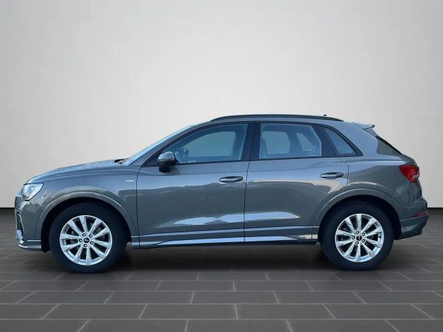 Audi Q3 S-Line S-Tronic
