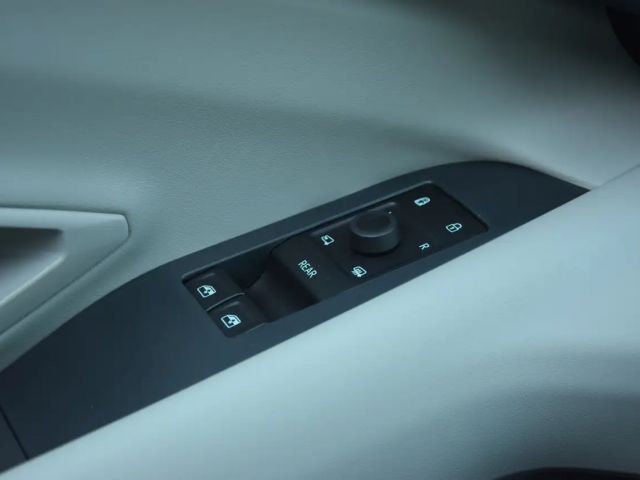 Ford Explorer EV RWD