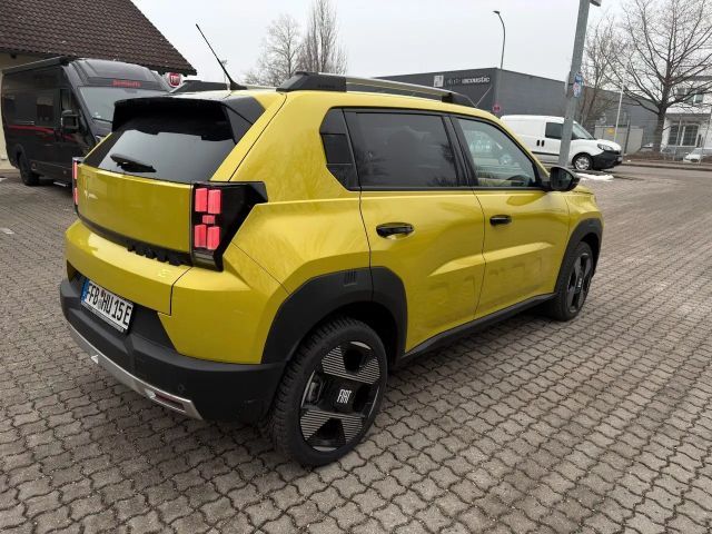 Fiat Grande Panda E La Prima
