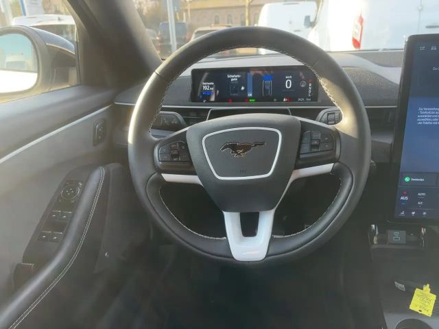 Ford Mustang Mach-E AWD GT