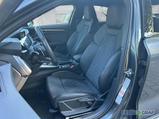 Audi RS3 Quattro S-Tronic Sedan