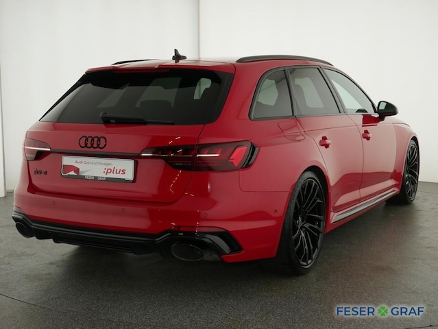 Audi RS4 Avant Quattro