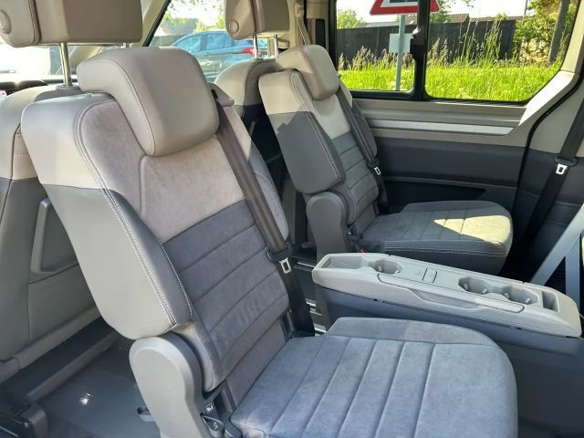 Volkswagen Multivan 2.0 TDI IQ.Drive T7