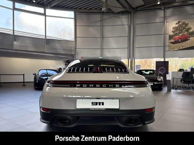 Porsche 992 Carrera Coupé