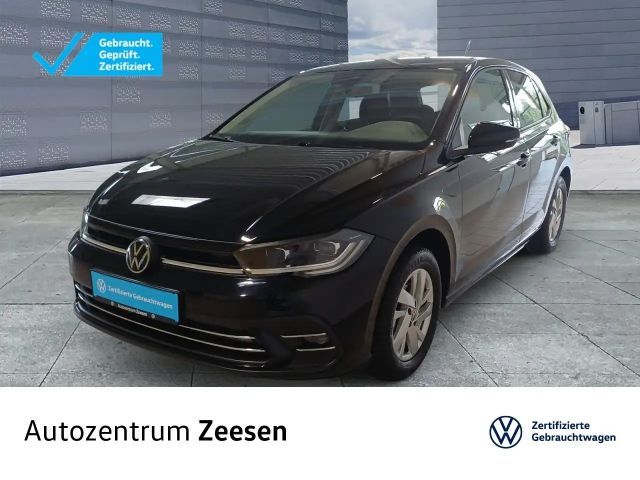 Volkswagen Polo 1.0 TSI DSG Style